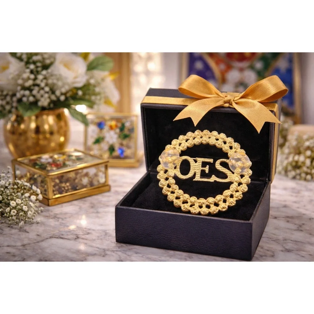 Order of the Eastern Star OES Faux Pearl Wreath‎ Brooch Pin Gold Tone Enamel New